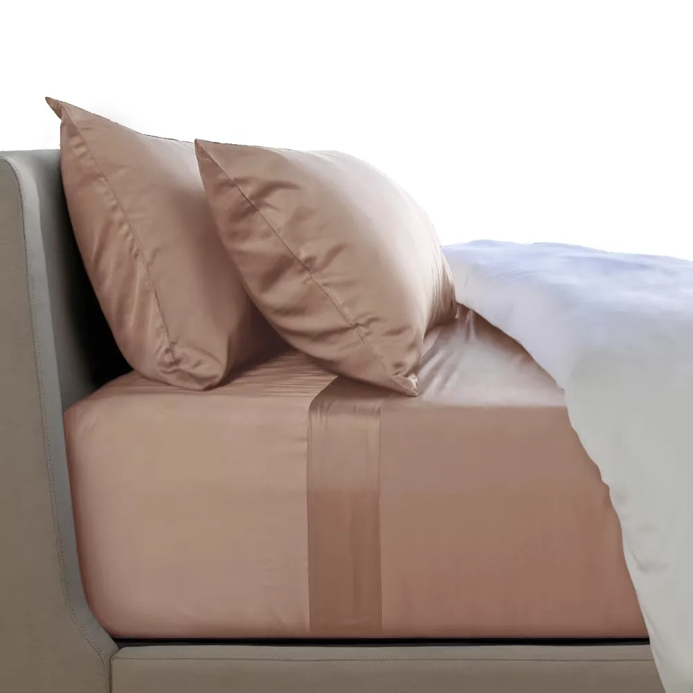 Bedding 18 in white