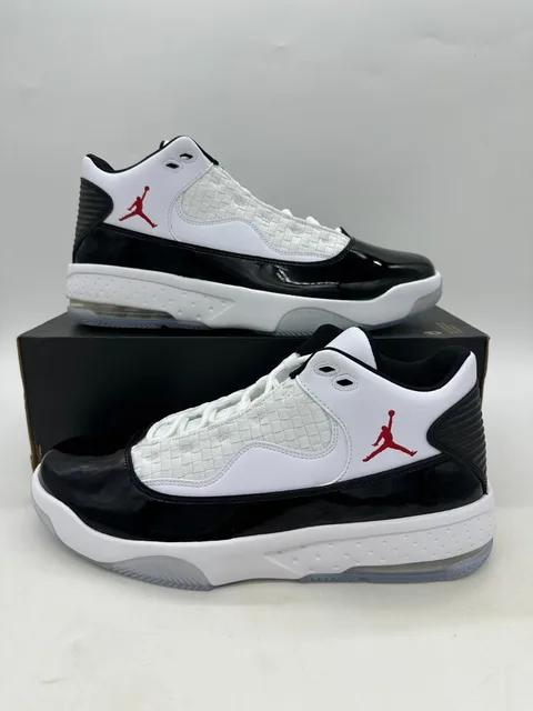 Basketball white black