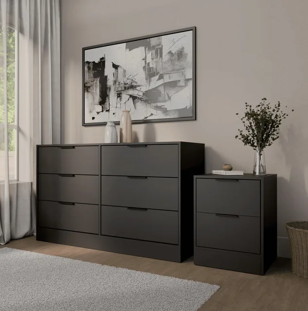 Bedroom black 21" 19"
