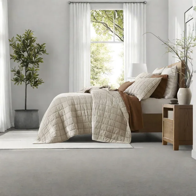 Bedding 108" 92" 20"