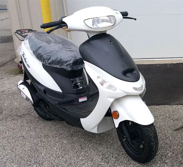Scooter 10" white