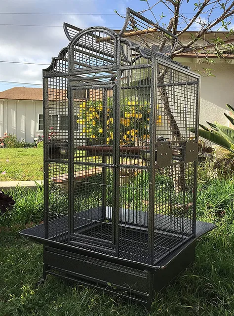 Bird Cage 28" 22" 59"