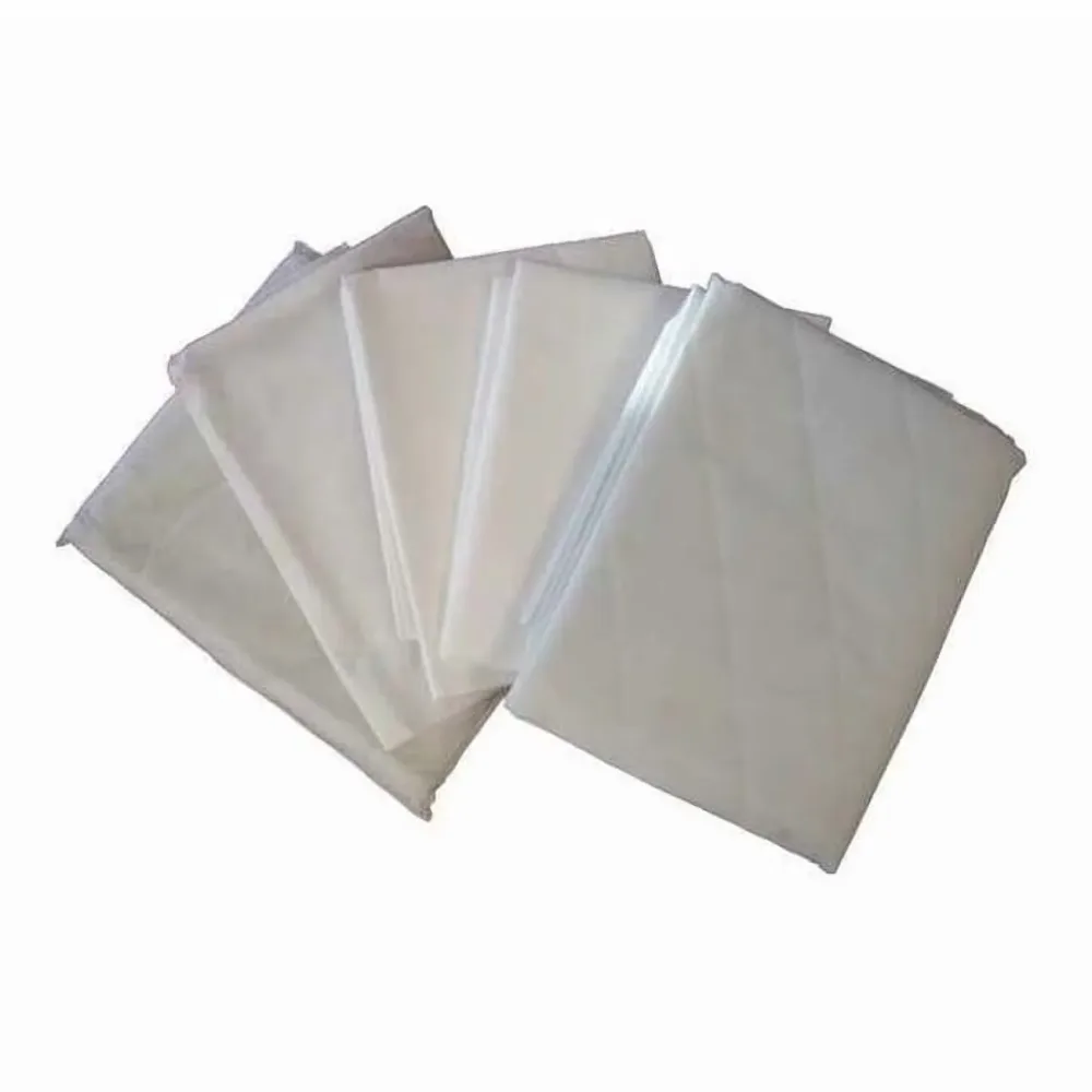 Bedding white 83 in 39 in