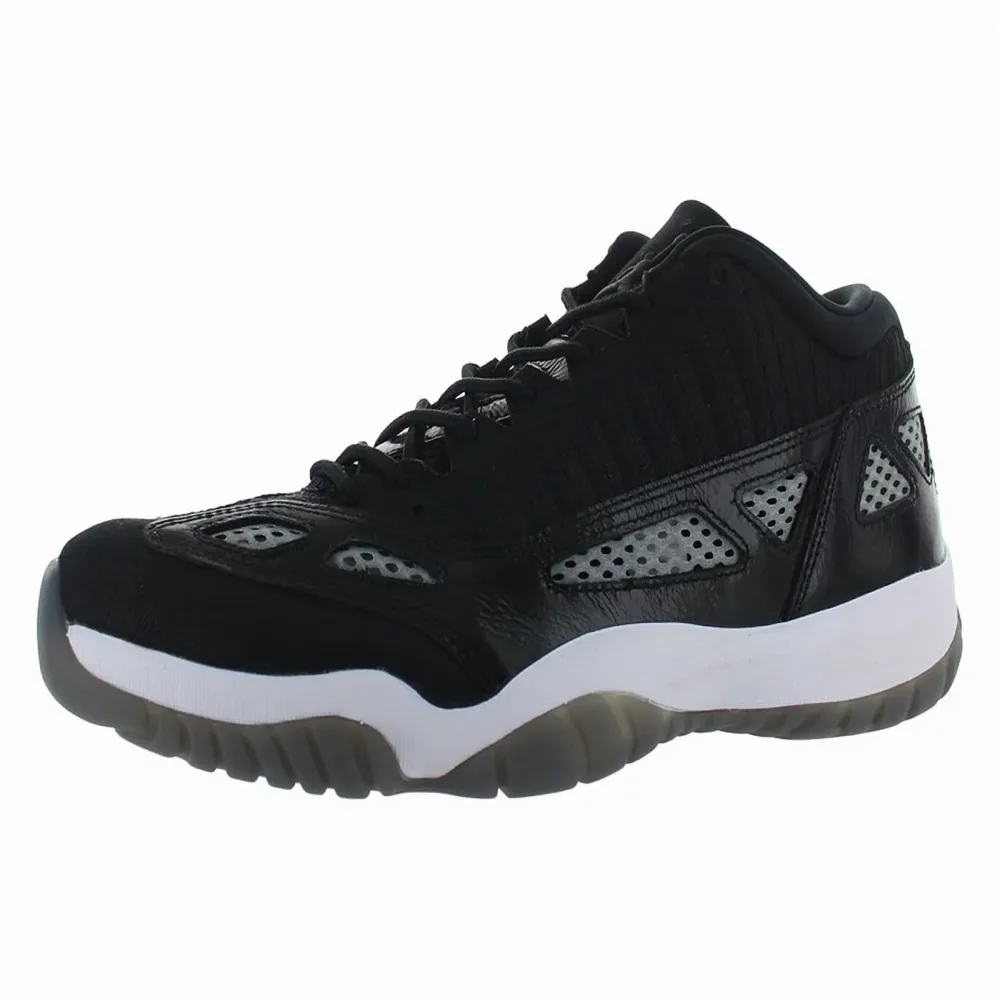 Shoe black white