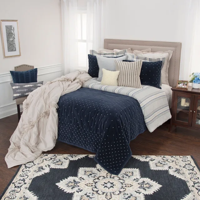 Bedding 106" 13.0 in 10.0 in
