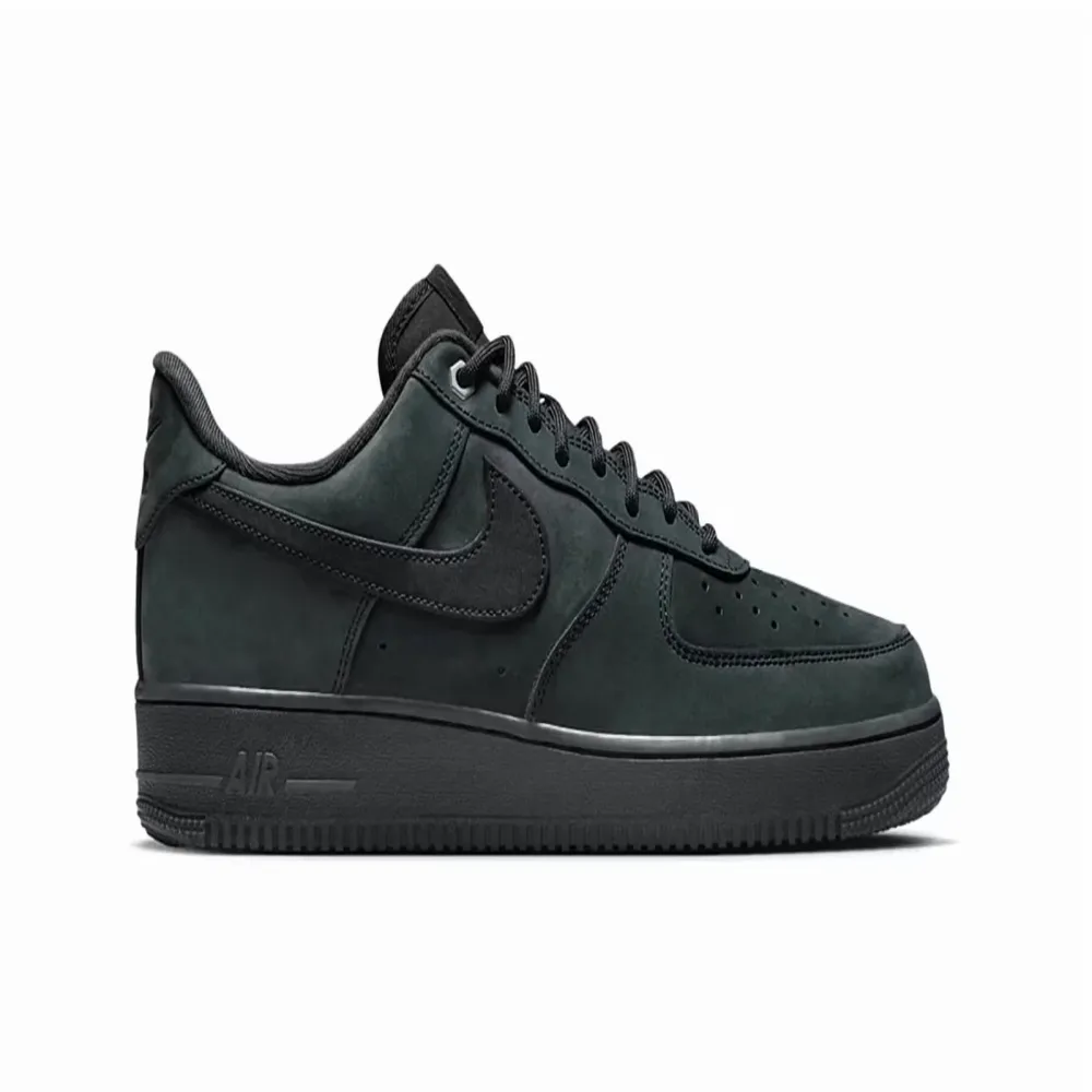 Basketball 1 ' black 2 lb