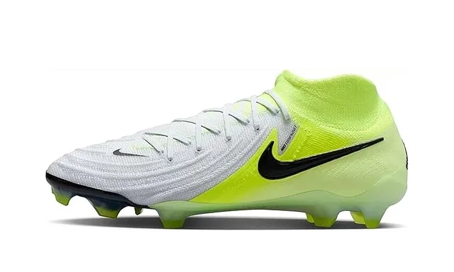 Soccer white yellow