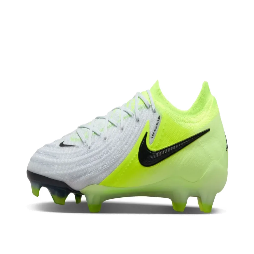 Soccer white yellow
