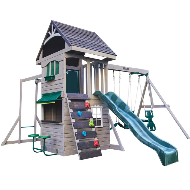 Backyard Play 02 in