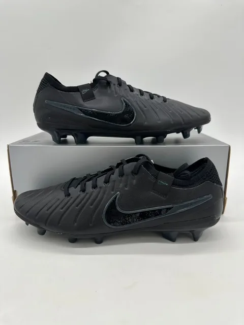 Soccer black