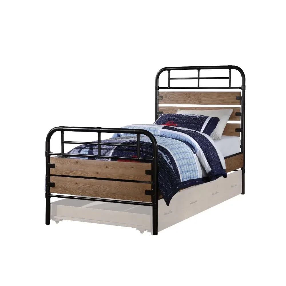 Bed 79" 41" 52"