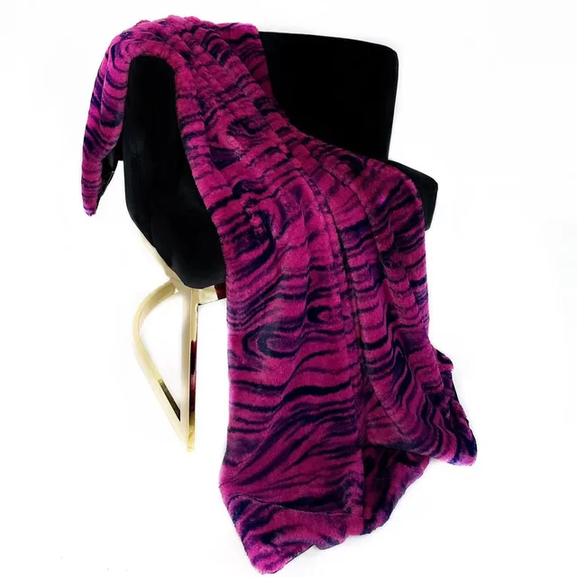 Bedding 90w black 108"