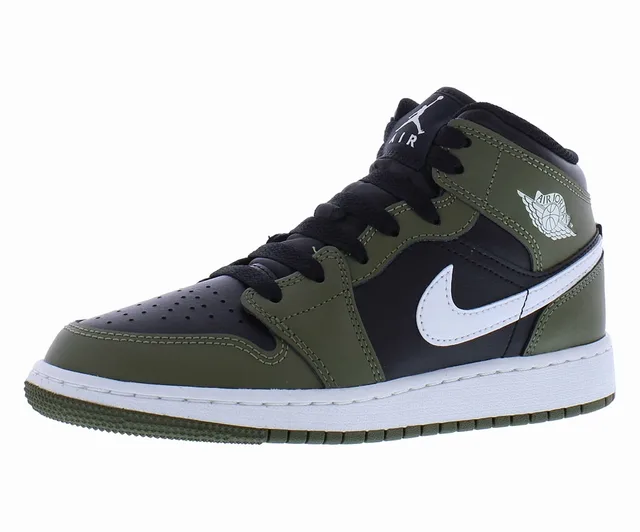 Shoe black white green