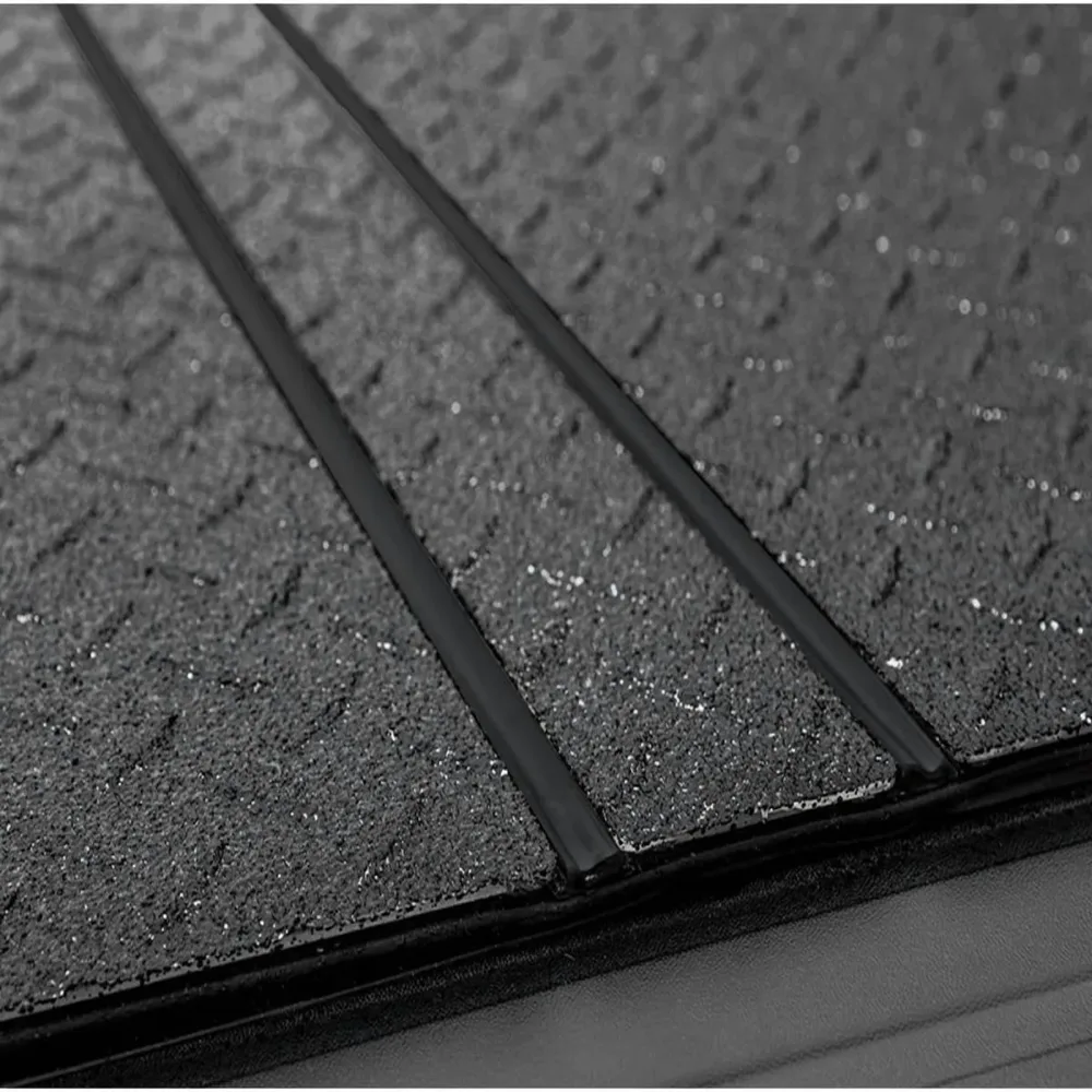 Tonneau Cover 5' 7" black