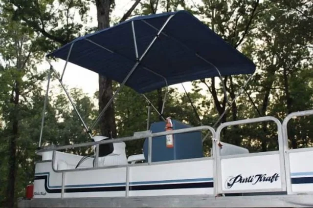 Deck Boat 10' 96" 54"