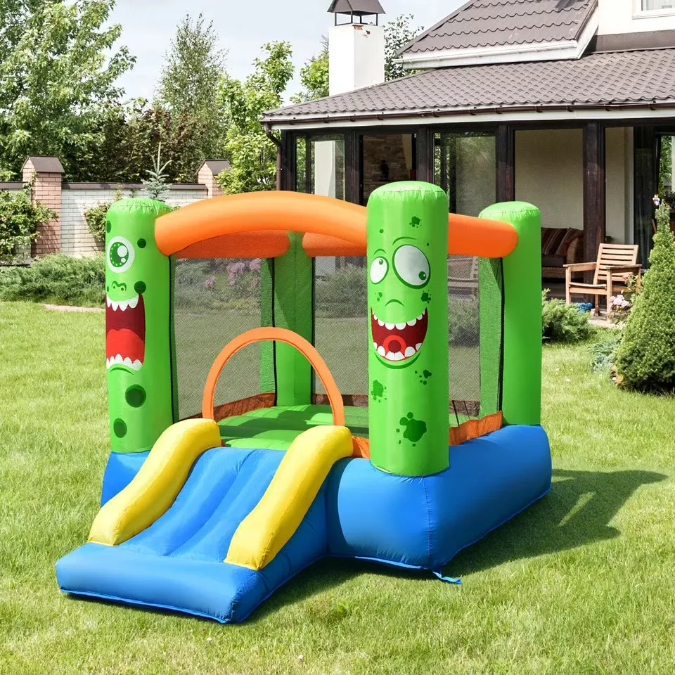 Backyard Play 550w 110" 83"