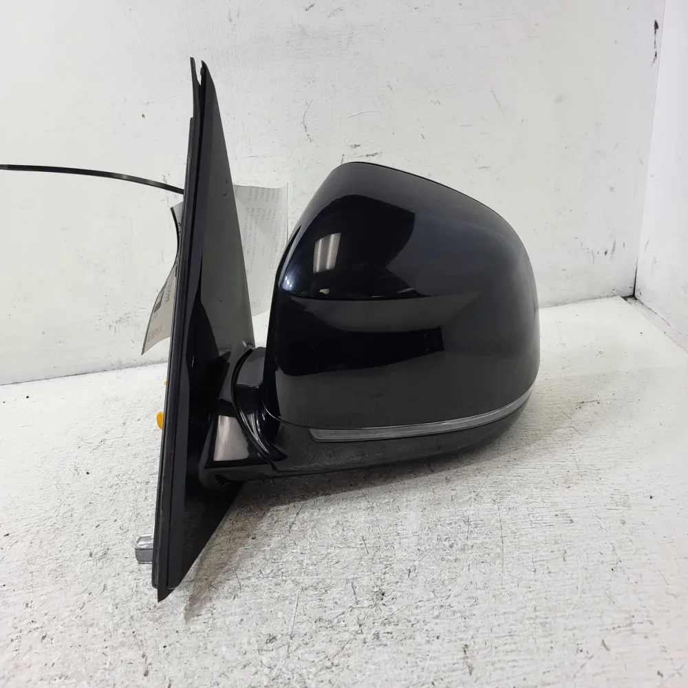 Mirror black