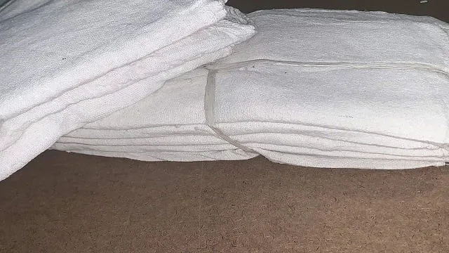 Towel white 145 lbs 14"