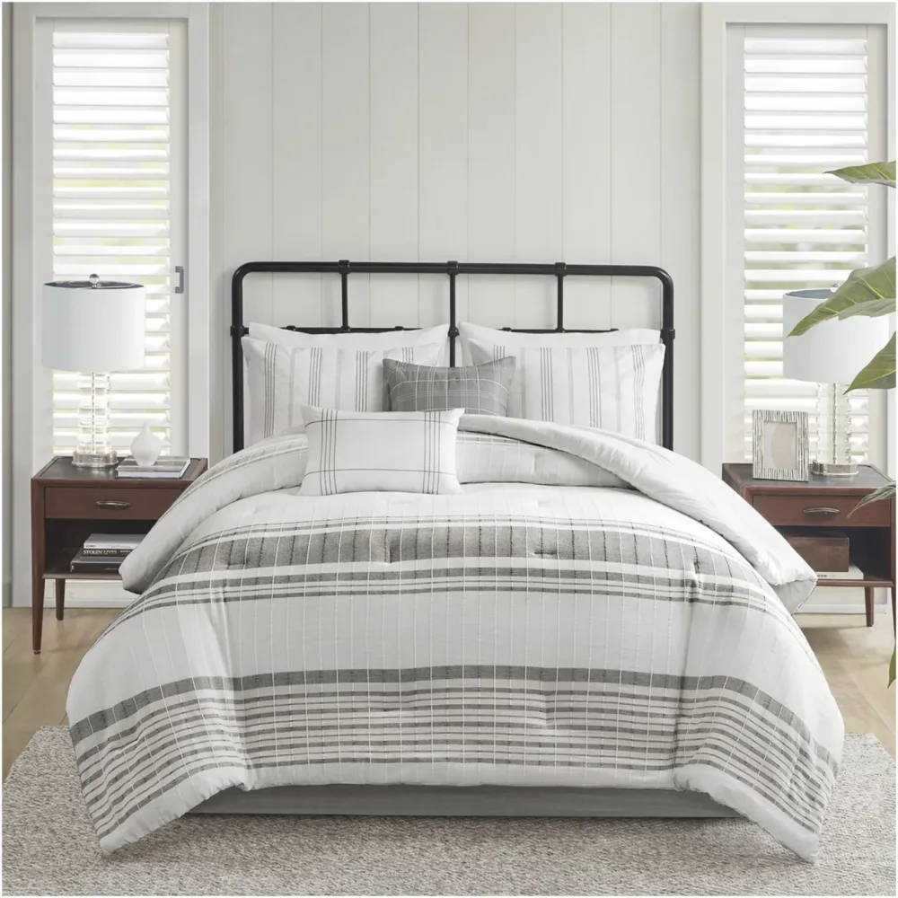 Jacquard Bedding grey white 110"