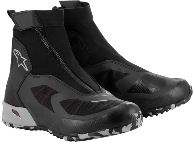 Shoe black gray red