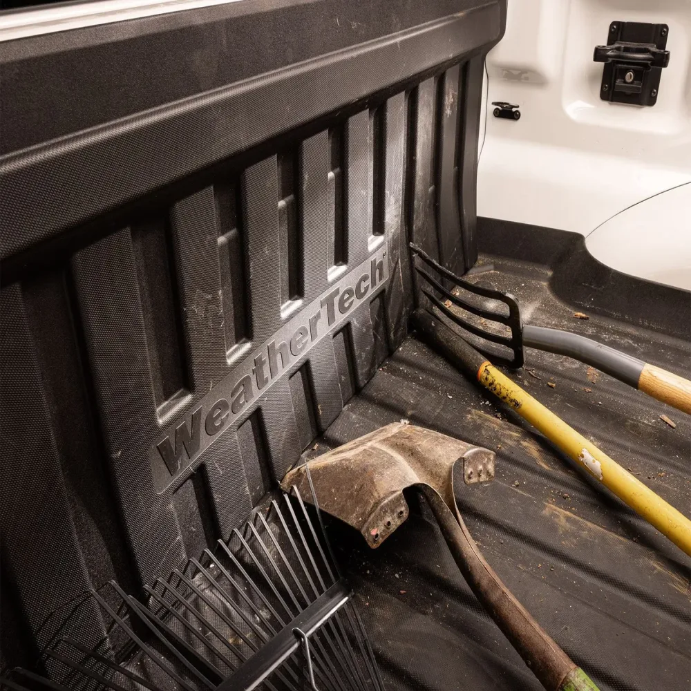Truck Bed 5.5' black