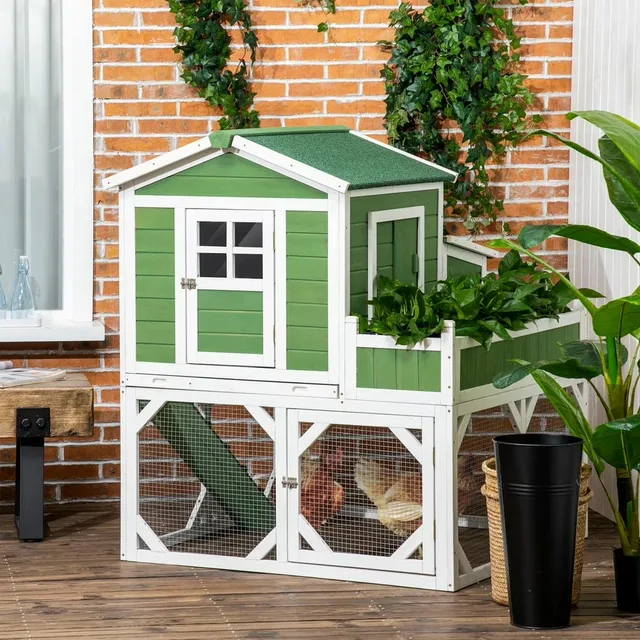 Chicken Coop 49" green 42"