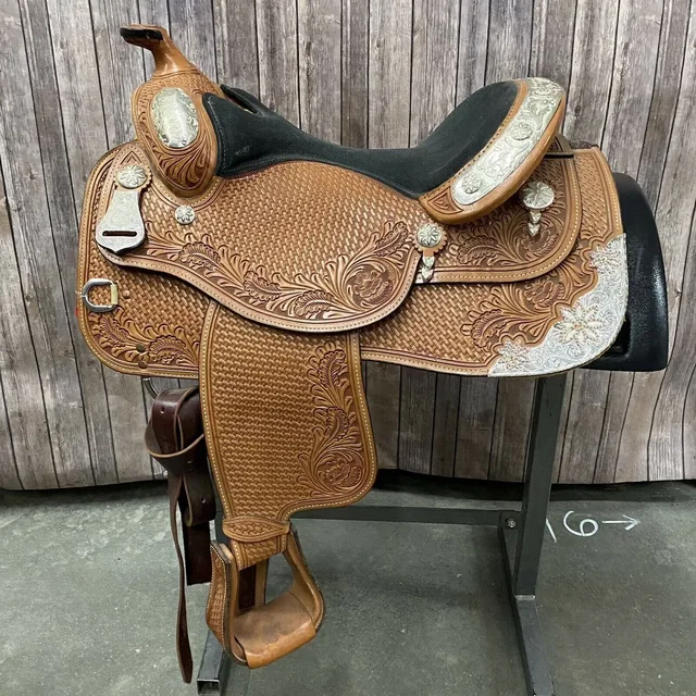 Leather Saddle 16" adjustable silver