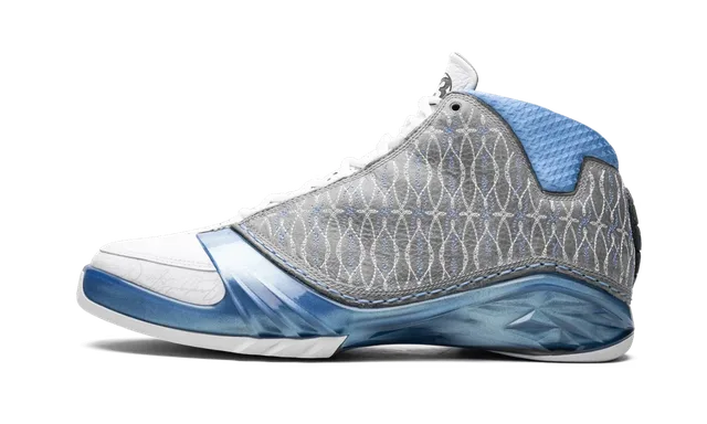 Basketball 529 pairs white blue