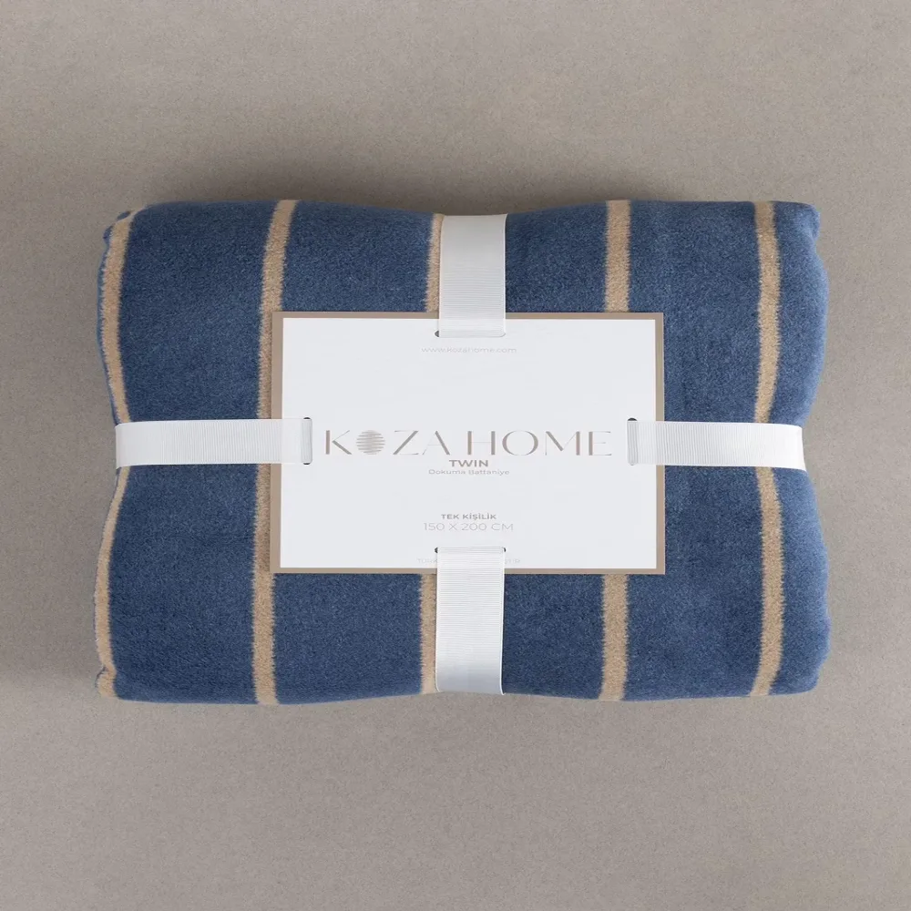 Bedding blue