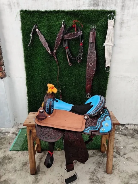 Horse Saddle 10" brown