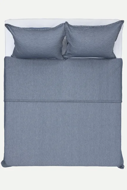 Bedding blue white