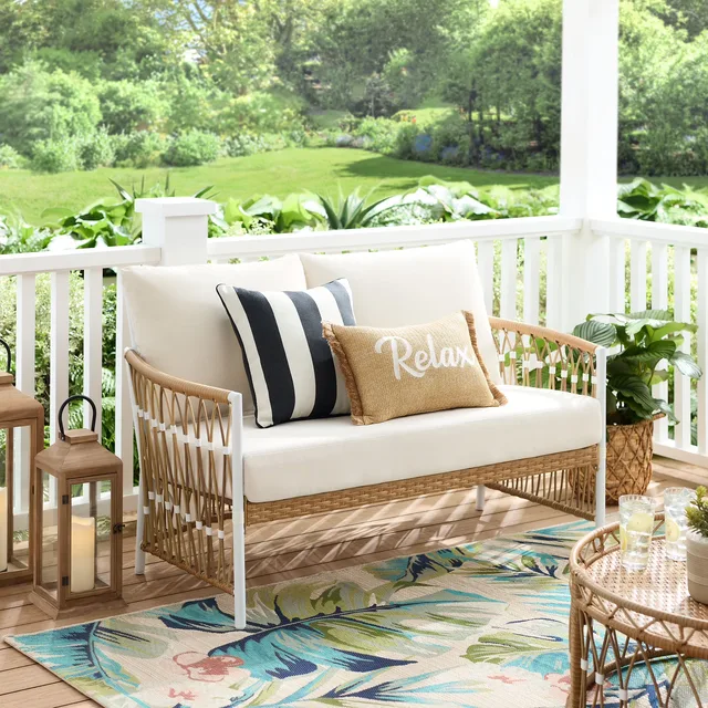 Homes Gardens white 2 people 500 lb