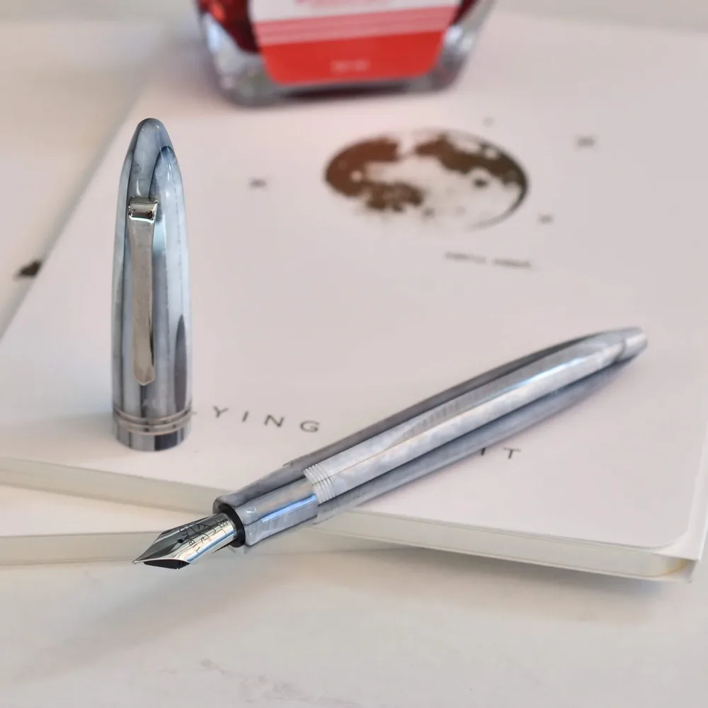 Fountain Pen grey
