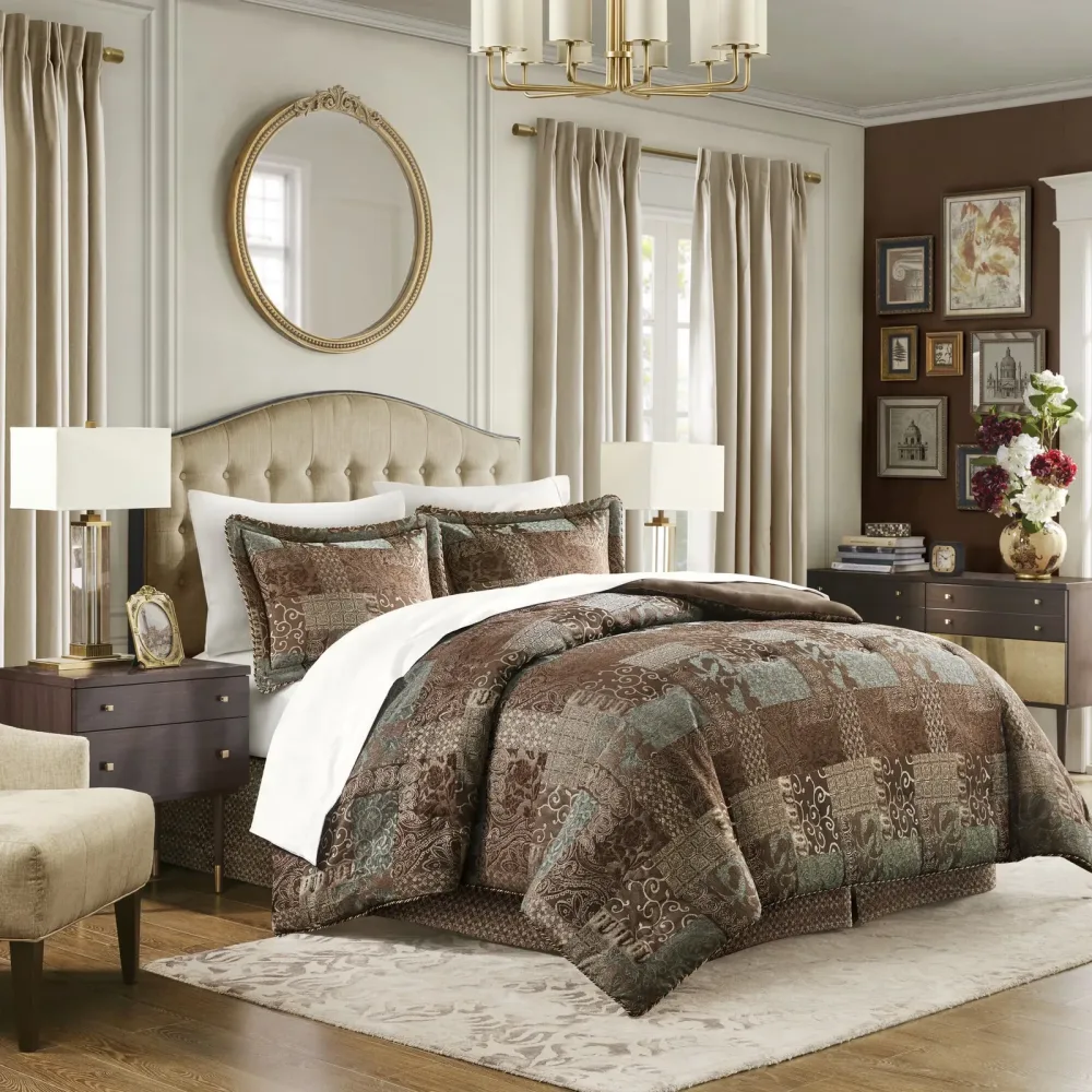 Bedding red