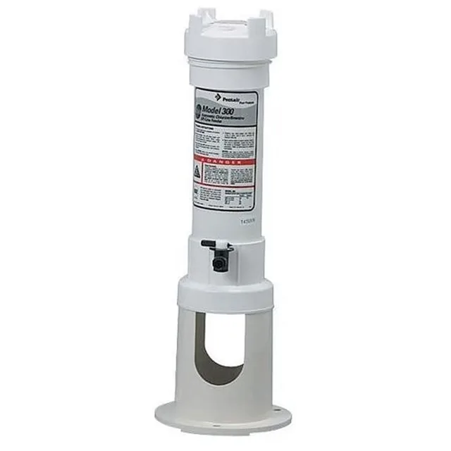 Feeder 000 gallons 23 inches 3 pounds