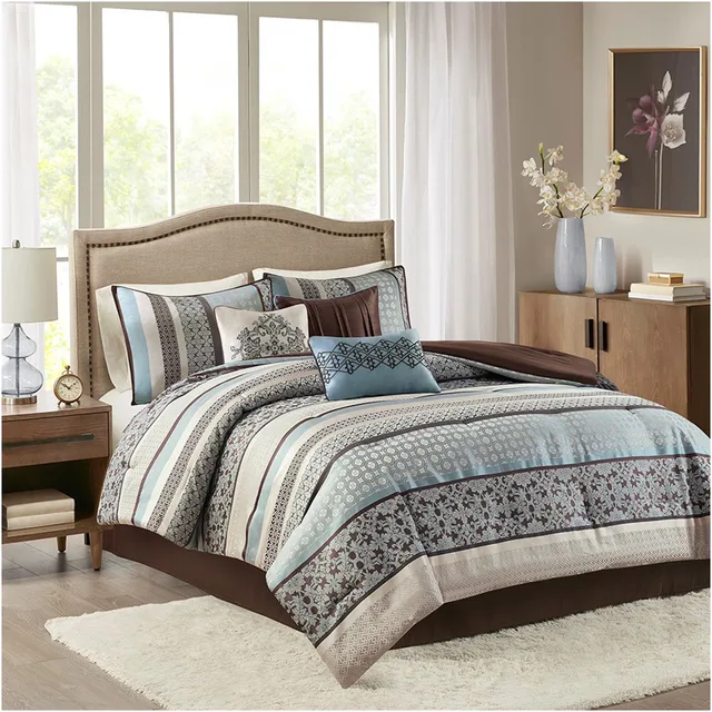 Bedding blue 104" 72"
