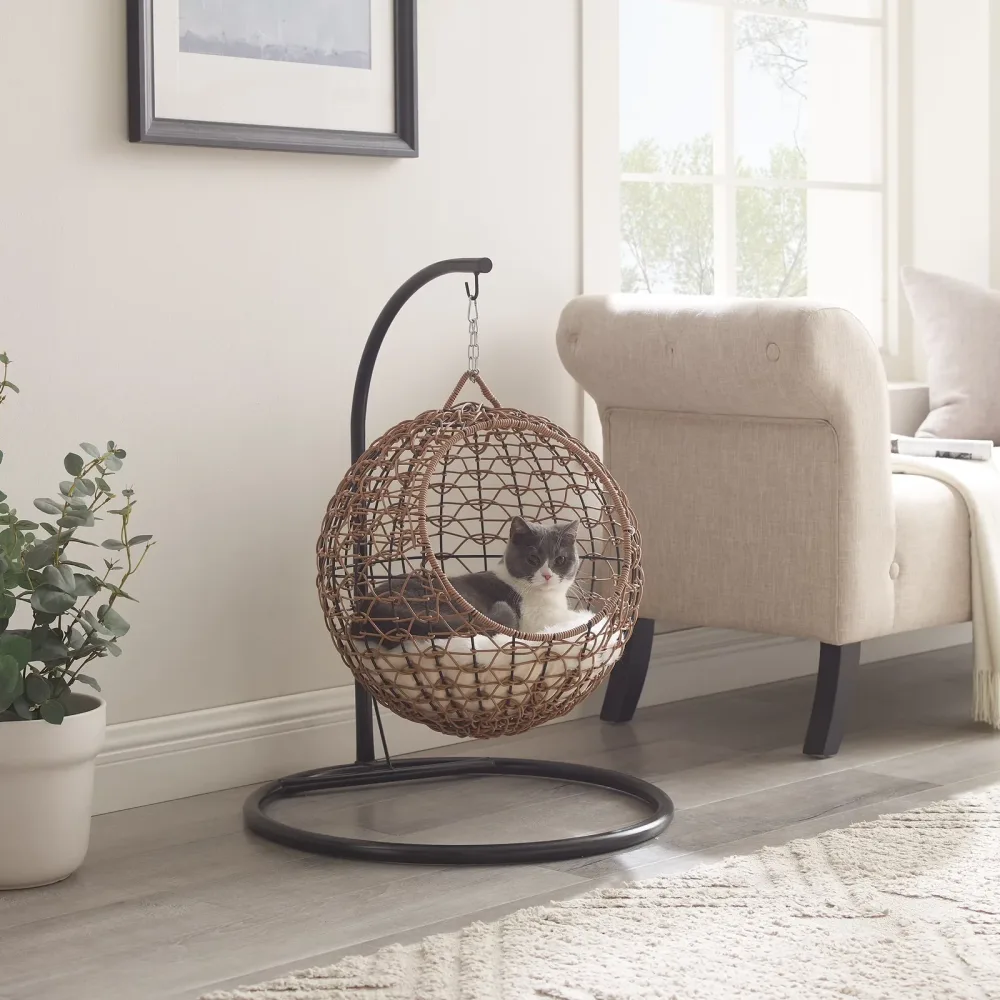 Beds & Loungers brown