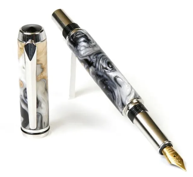 Fountain Pen black