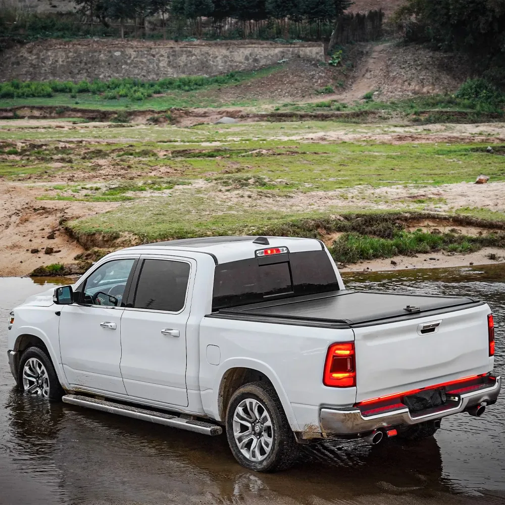 Tonneau Cover 600 lbs folding locking