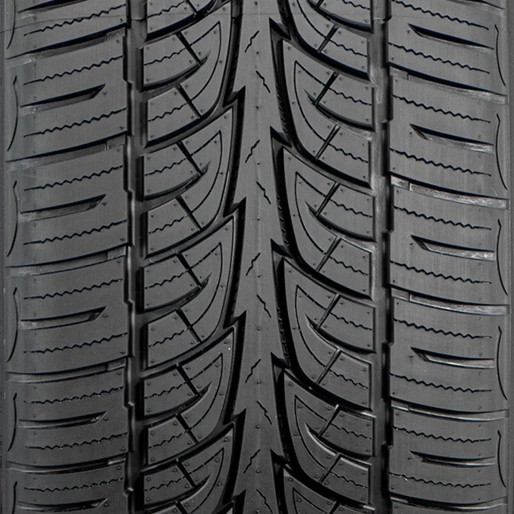 Passenger Tire 117v black