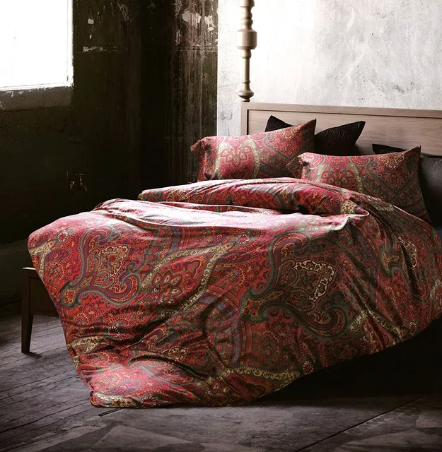 Bedding red green blue