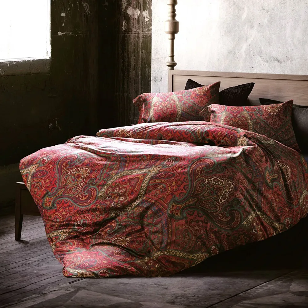 Bedding red green blue