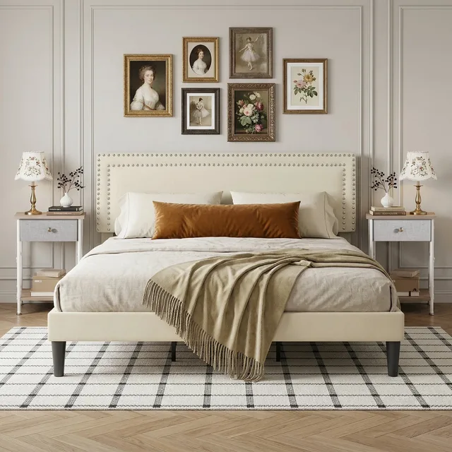 Bedroom beige 76.6" 41.7"