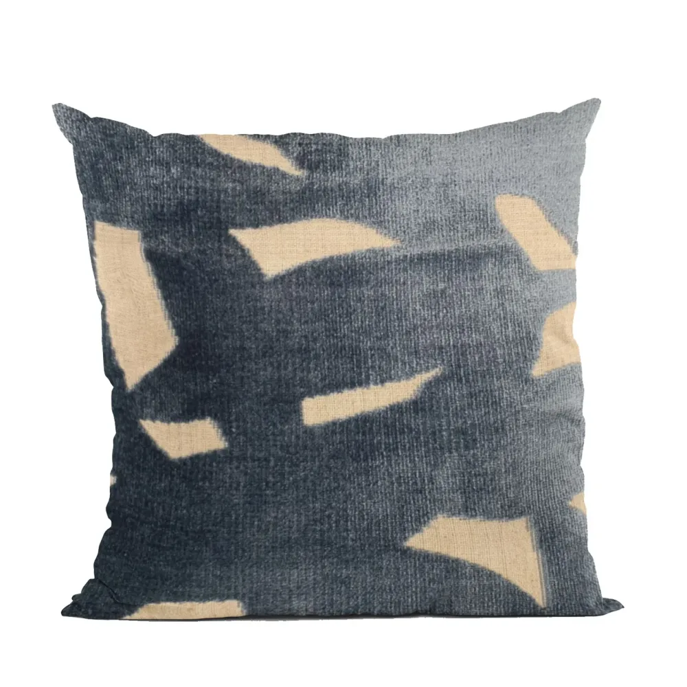 Throw Pillow 26 in 26in 26"