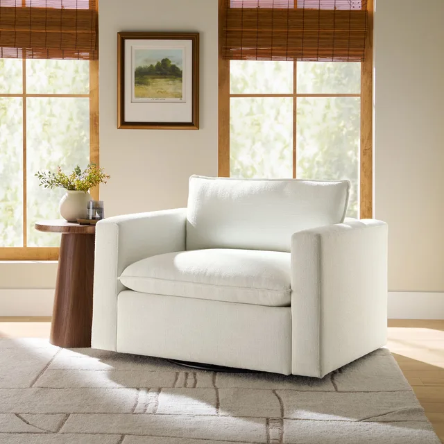 Accent Chair white 41.5 in 33 in
