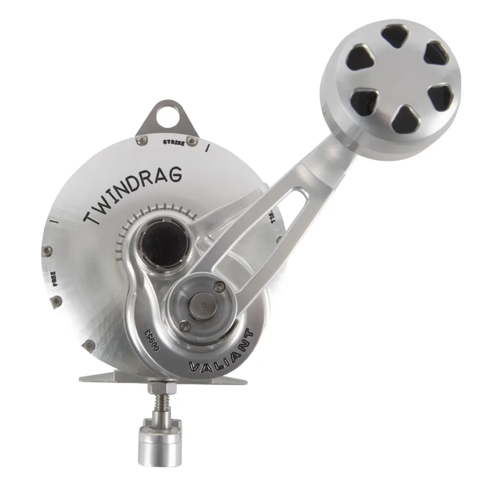 Conventional Reel silver 81 lb 1.81 lb