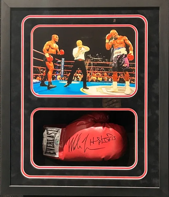 Boxing Glove red 22"