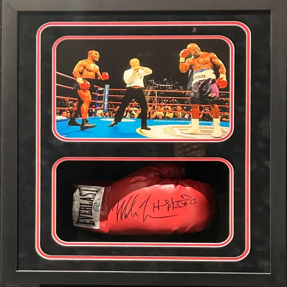 Boxing Glove red 22"