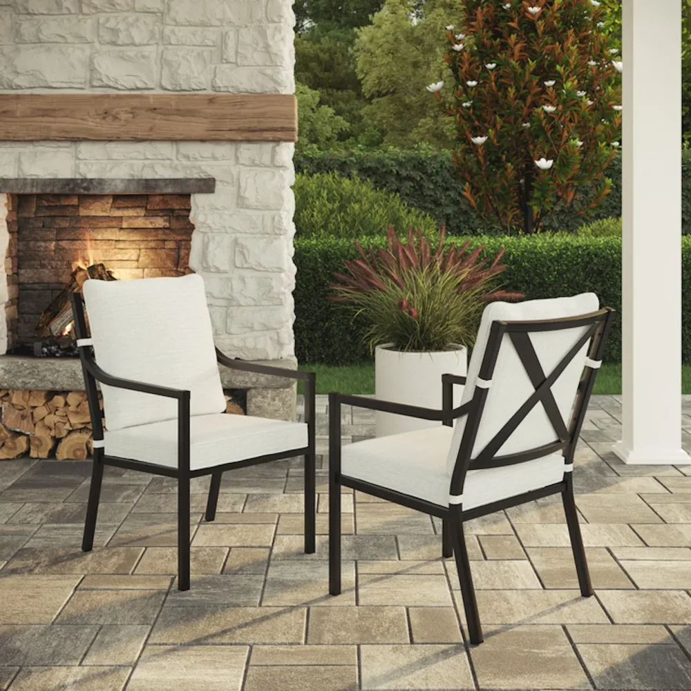 Patio Dining black white beige