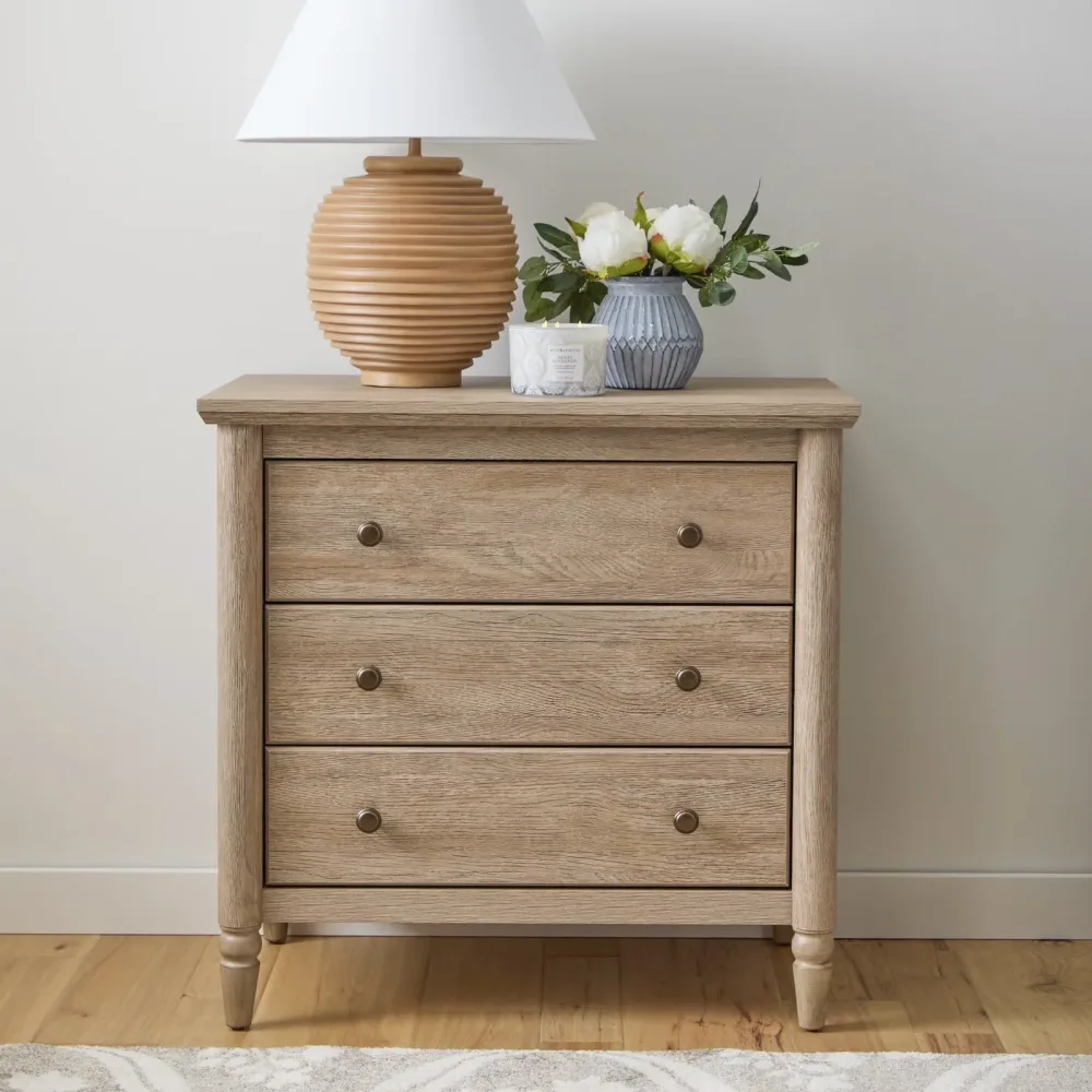 Bedroom Furniture 19.37 in 31.02 in 30.20 in